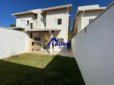 Sobrado com 3 Quartos à venda, 117m² no Pinheirinho, Vinhedo