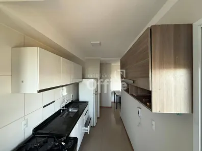 Apartamento com 3 Quartos à venda, 72m² no Cidade Jardim, Anápolis