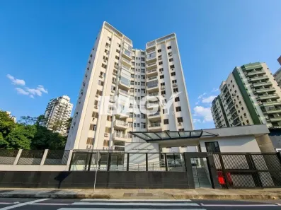 Apartamento com 3 Quartos para alugar, 140m² no Agronômica, Florianópolis
