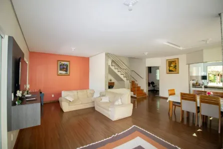 Casa com 3 Quartos à venda, 300m² no Tropical, Contagem
