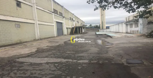 Galpão/Depósito/Armazém para alugar, 4000m² no Industrial Anhangüera, Osasco