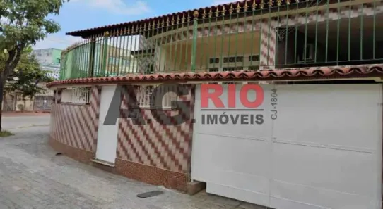 Casa com 3 Quartos à venda, 133m² no Vila Valqueire, Rio de Janeiro