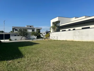 Lote/Terreno à venda, 450m² no Jardim do Golfe, São José dos Campos