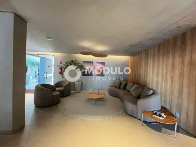 Apartamento com 3 Quartos para alugar, 95m² no Osvaldo Rezende, Uberlândia