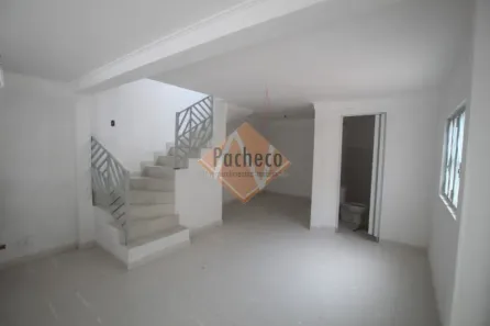 Sobrado com 4 Quartos à venda, 200m² no Vila Carrão, São Paulo