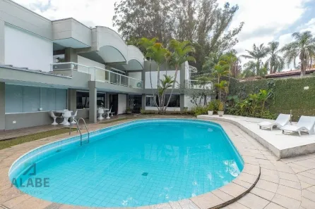 Casa com 3 Quartos à venda, 600m² no Jardim Marajoara, São Paulo