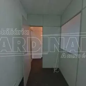 Sala Comercial para alugar, 30m² no Centro, São Carlos
