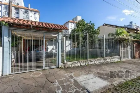 Casa com 2 Quartos à venda, 310m² no Jardim do Salso, Porto Alegre