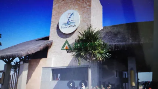 Lote/Terreno à venda, 1000m² no , Sertaneja