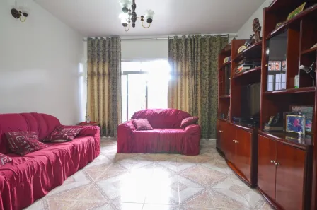 Casa com 3 Quartos à venda, 200m² no Jardim Caravelas, São Paulo