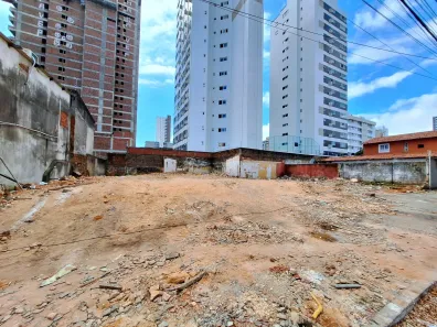Lote/Terreno à venda, 493m² no Petrópolis, Natal