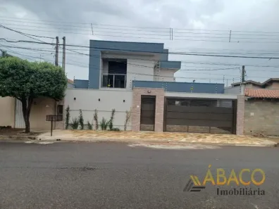 Casa com 4 Quartos à venda, 310m² no Jardim Alvorada, São Carlos