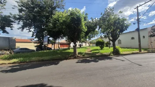 Lote/Terreno à venda, 670m² no Santa Maria, Uberaba