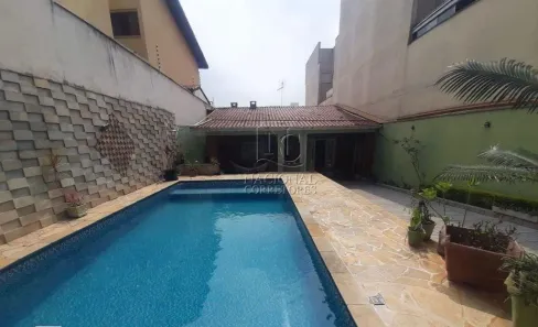 Casa com 3 Quartos à venda, 253m² no Bangú, Santo André