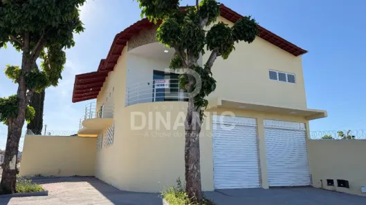 Sobrado com 3 Quartos à venda, 330m² no Residencial Canadá, Goiânia