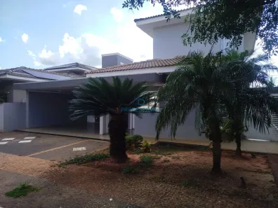 Casa de Condomínio com 4 Quartos para alugar, 292m² no Residencial Odete, Bauru