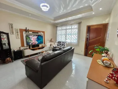 Casa com 3 Quartos à venda, 125m² no Embaré, Santos