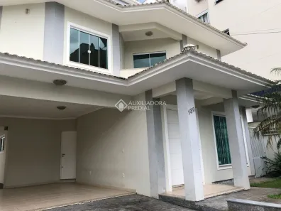 Casa com 4 Quartos à venda, 300m² no Pagani, Palhoça