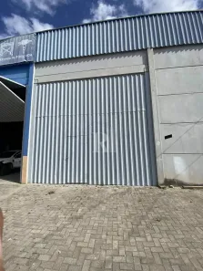 Galpão/Depósito/Armazém para alugar, 250m² no XV de Novembro, Tijucas