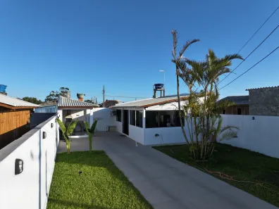 Casa com 2 Quartos à venda, 300m² no Jardim Ultramar, Balneário Gaivota