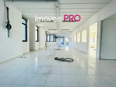 Sala Comercial à venda, 220m² no Cidade Monções, São Paulo