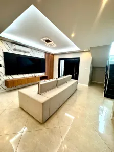 Casa de Condomínio com 3 Quartos para alugar, 220m² no Ponta Negra, Manaus