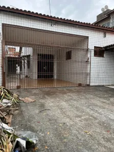 Casa com 3 Quartos à venda, 169m² no Parangaba, Fortaleza