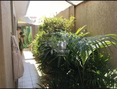 Casa com 3 Quartos à venda, 233m² no Vila Souto, Bauru