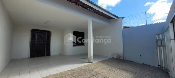 Casa com 4 Quartos à venda, 198m² no Amadeu Furtado, Fortaleza