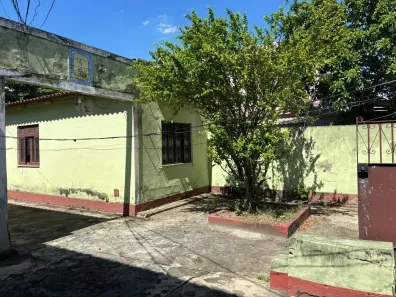 Casa com 2 Quartos à venda, 360m² no Viga, Nova Iguaçu