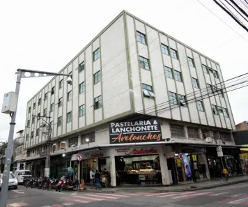 Apartamento com 2 Quartos à venda, 30m² no Centro, Juiz de Fora