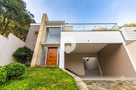 Casa com 4 Quartos à venda, 254m² no Barreirinha, Curitiba