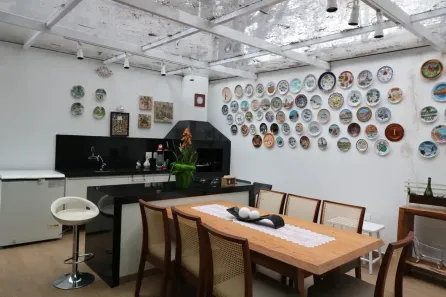 Casa de Condomínio com 4 Quartos à venda, 280m² no Santo Amaro, São Paulo