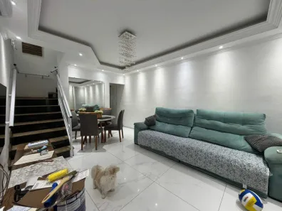 Sobrado com 2 Quartos à venda, 107m² no Guilhermina, Praia Grande