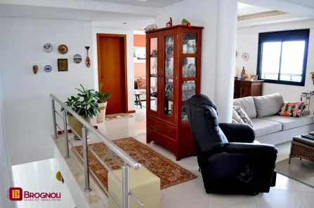 Apartamento com 3 Quartos à venda, 200m² no Balneário, Florianópolis