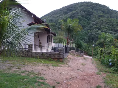Fazenda/Sítio com 5 Quartos à venda, 199m² no São João, Brusque