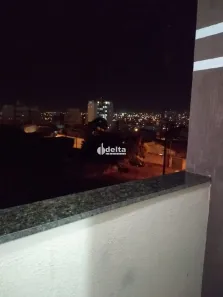 Apartamento com 2 Quartos para alugar, 60m² no Tubalina, Uberlândia