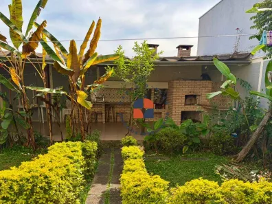 Casa com 3 Quartos à venda, 233m² no Vila Romana, São Paulo