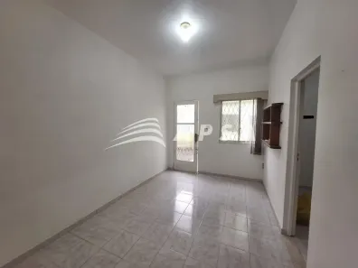 Casa com 2 Quartos para alugar, 59m² no Abolição, Rio de Janeiro
