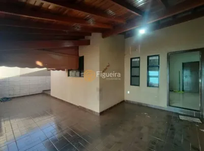 Casa com 3 Quartos para alugar, 136m² no Residencial Grande Horizonte, Barretos