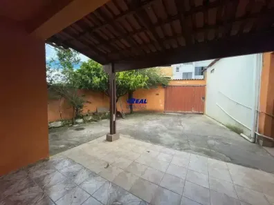 Casa com 3 Quartos à venda, 173m² no Castanheira (Barreiro), Belo Horizonte