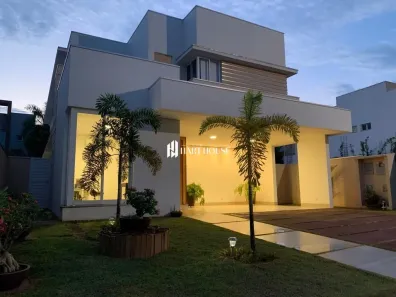 Casa de Condomínio com 4 Quartos para venda ou aluguel, 313m² no Jardim Itália, Cuiabá