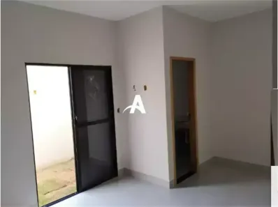 Casa com 3 Quartos à venda, 80m² no São Jorge, Uberlândia