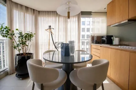 Flat com 2 Quartos para venda ou aluguel, 66m² no Vila Olímpia, São Paulo