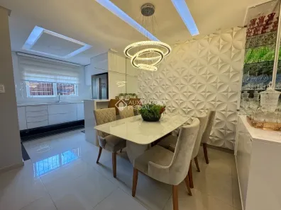 Sobrado com 3 Quartos à venda, 244m² no Igara, Canoas