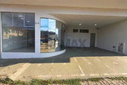 Ponto Comercial para alugar, 65m² no Centro, Lins