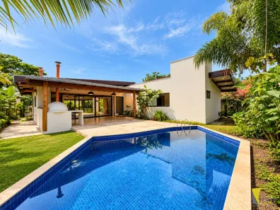 Casa com 3 Quartos à venda, 190m² no Itamambuca, Ubatuba