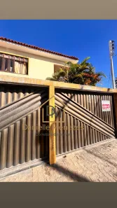 Casa com 6 Quartos à venda, 460m² no Treze de Julho, Aracaju
