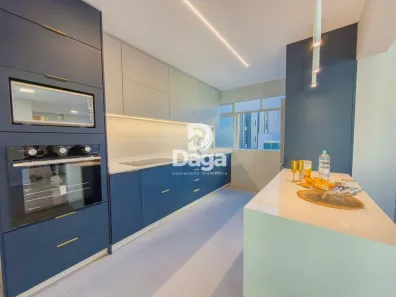 Apartamento com 4 Quartos à venda, 129m² no Centro, Florianópolis