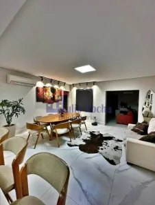 Casa com 4 Quartos à venda, 320m² no Setor Habitacional Arniqueira, Brasília